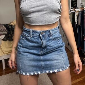 JBD denim skirt, like new. I’m a size 6 in jeans a for reference.